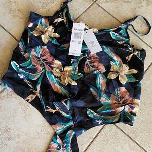 Brand new roxy tie front top